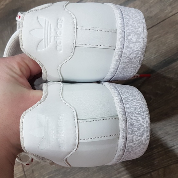 ADIDAS Limited Edition Superstar Hearts Shoes 7 - Picture 9 of 14